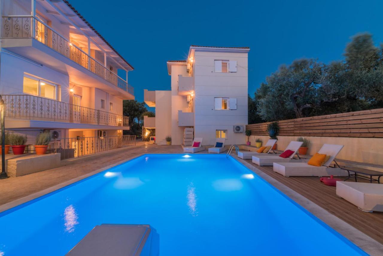 Asante Group Holiday Homes Ciliví Kültér fotó
